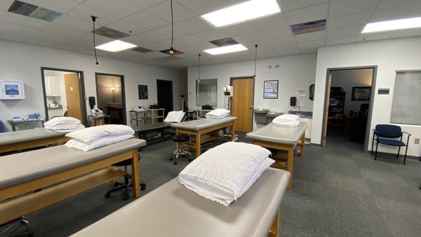 Therapy tables and treatment rooms