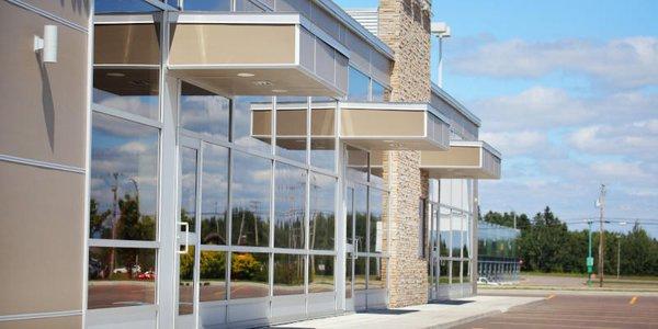 Our commercial glass services are designed to assist you in any glass-related situation.