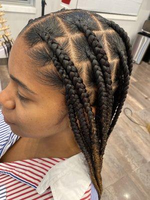 Large Knotless Braids