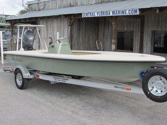 Mosquito Bay Skiffs "Buzz" 17