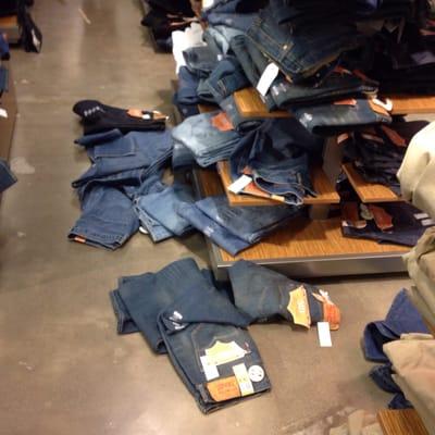 Went to kohls today.looked filthy.clothes all over the floors .employees walking around like nothing was wrong.