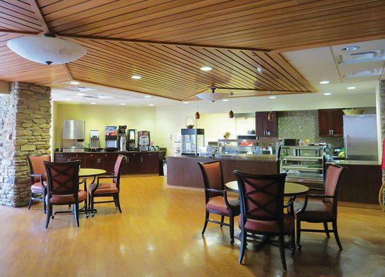 Wolf Creek Care Center dining room