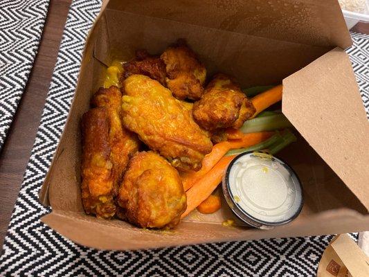 Fried curry chicken wings