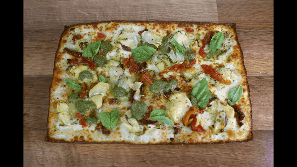 Sliced Mozzarella Cheese, Artichoke, Sun-dried Tomato, Pesto, Fresh Basil
(No Tomato Sauce)