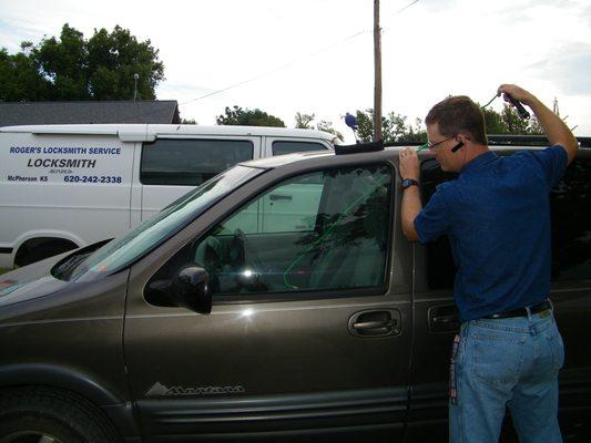 Opening and servicing autos