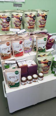 Korean vegitable chips, very healthy and tasty