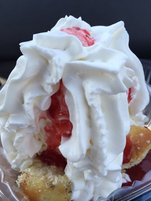 Debbie's Soft Serve Strawberry Shortcake