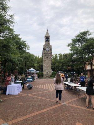 Farmers market at the Square right off the bridge