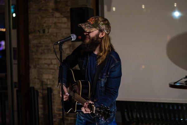 Charlie Cope playing a live and acoustic concert in Grapevine Texas!