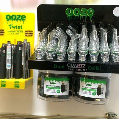 OOZE-DAB PEN W/LIFETIME WARRANTY IF YOU USE THE APPROPRIATE CHARGER