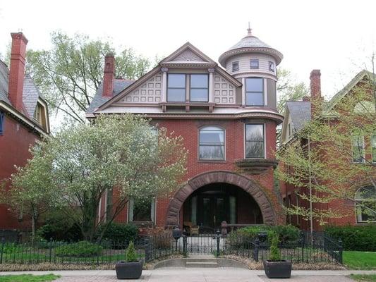 Neil Avenue, Victorian Village