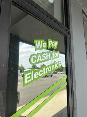 We pay cash!