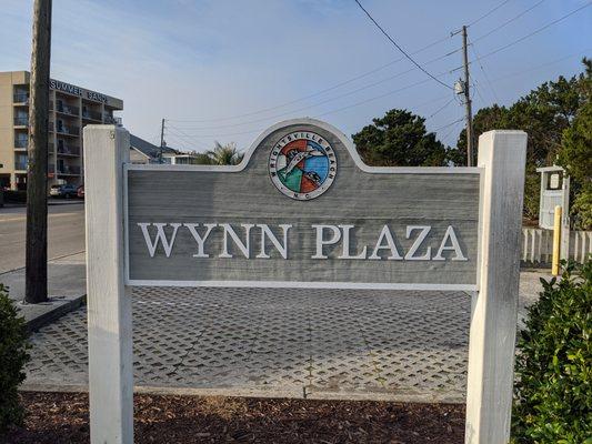 Wynn Plaza, Wrightsville Beach