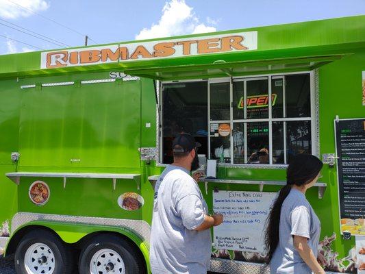 Ribmasters food truck