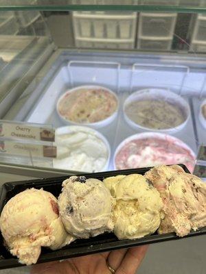 Cheesecake ice cream flight