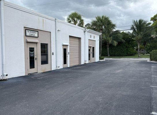 Entrance to Studio. Parking in front on right.