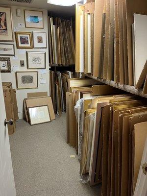 Gallery storage