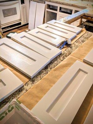 Painting Cabinet Doors And Drawers