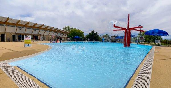 Meadows Park Pool