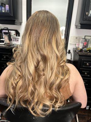 Full custom highlights with custom toning using Redken