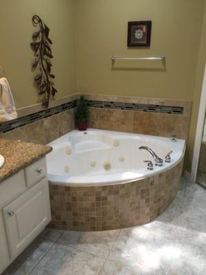 Custom Bath by R.D. Construction © 2016 R.D. Construction, All Rights Reserved