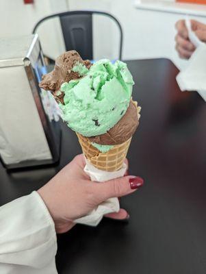 This is one scoop - half chocolate, half mint chocolate chip!