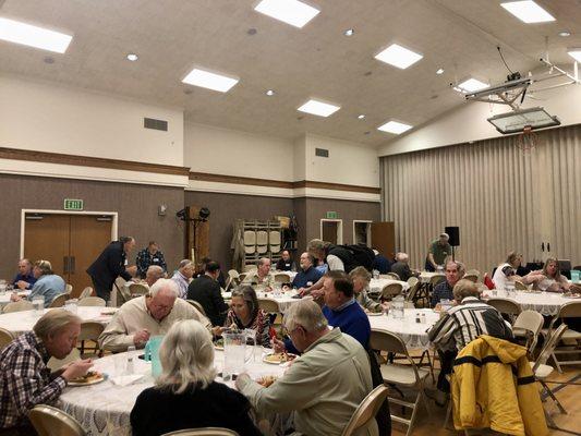 Potluck Dinner served every Thursday from 7pm-8pm.