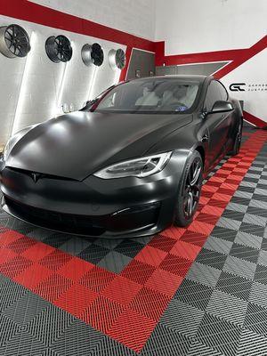 3M Full satin black Tesla model S we add PPF on the screen too