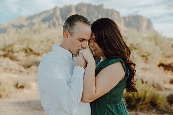 Engagement photos at superstition mountain in AZ