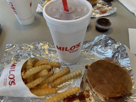 Burger, fries and sweet tea