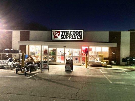 Tractor Supply Company storefront