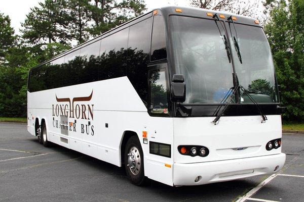 The smartest way to rent a charter bus in San Antonio, TX.