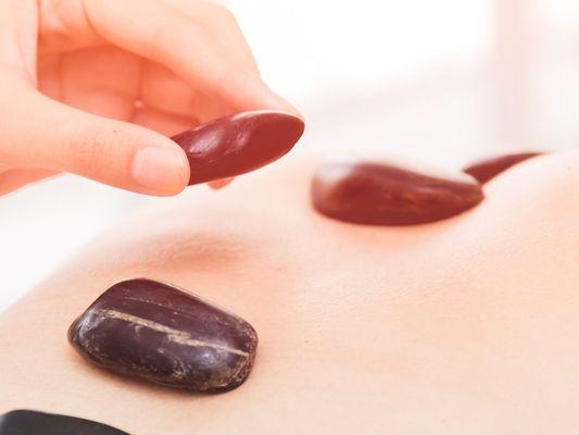 60/90 minutes Hot Stones and  Himalayan Salt Stones Massage