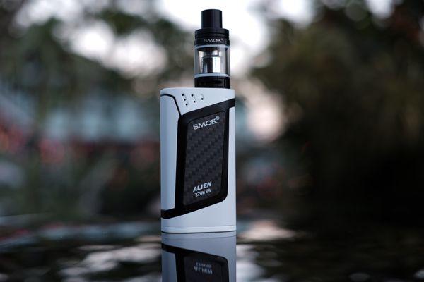 SMOK Alien Kit 220W White & Black