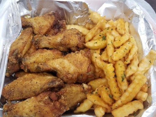 Best lemon pepper wings!