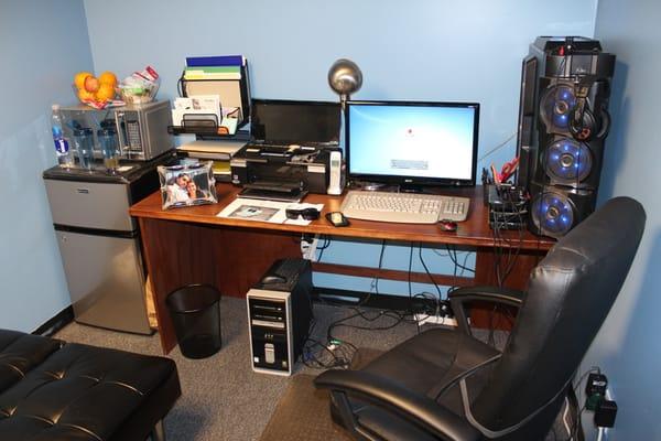 Doctors Desk, Resting Area for Doctors, and NisalTec Editing Base