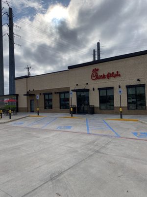 Chick-fil-A Outside - Hwy 211 & Potranco