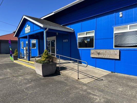 Waldport Public Library