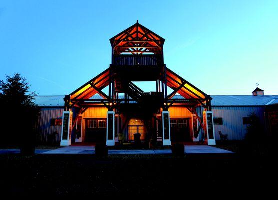 Beautiful ceremony sites make Hermitage Hill a premier wedding event venue, perfect for destination weddings near the Blue Ridge Mountains.