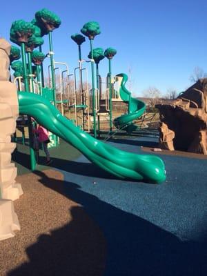 Play area for age 5-12.