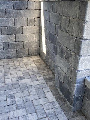 Wall block and column