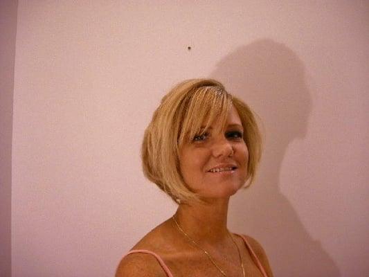 Sheri is wear dimensional wheat tones for a more natural blond appearance.