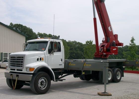 Manitowoc 38-Ton Hydraulic Boom Truck Rentals