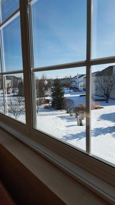 Window Sill and Mirror Clean (AFTER) 3/3