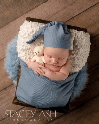 Posed newborn photography, Columbus, Ohio