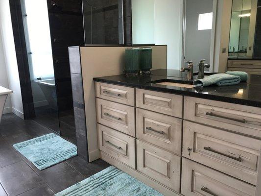 Koch Cabinet and Quartz Countertop