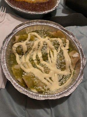 Enchiladas Verdes de Queso Plato