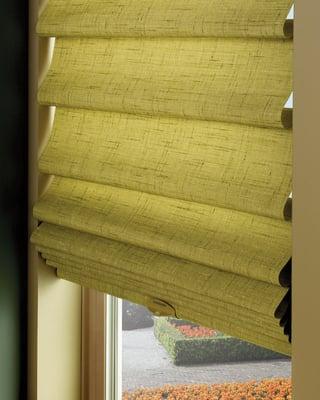 Custom Roman Shades in Wilkes-Barre, PA. Serving Mountain Top, Dallas, Luzerne PA