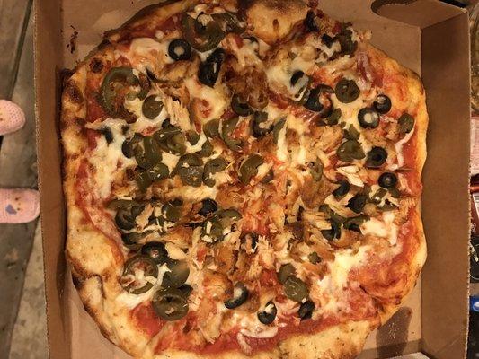 3 topping pizza- i chose chicken, jalapenos and olives