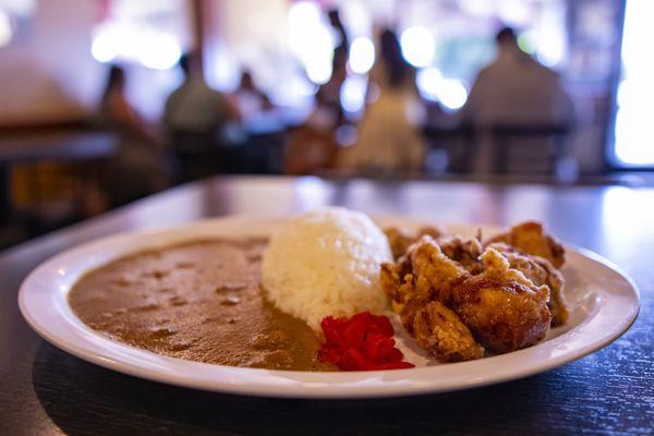 Curry Rice w Karaage (fried chicken thighs)